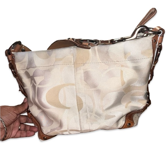 EUC COACH CARLY HOBO BAG - Picture 2 of 15